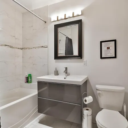 Stunning Condos On St Denis Montreal Exterior photo