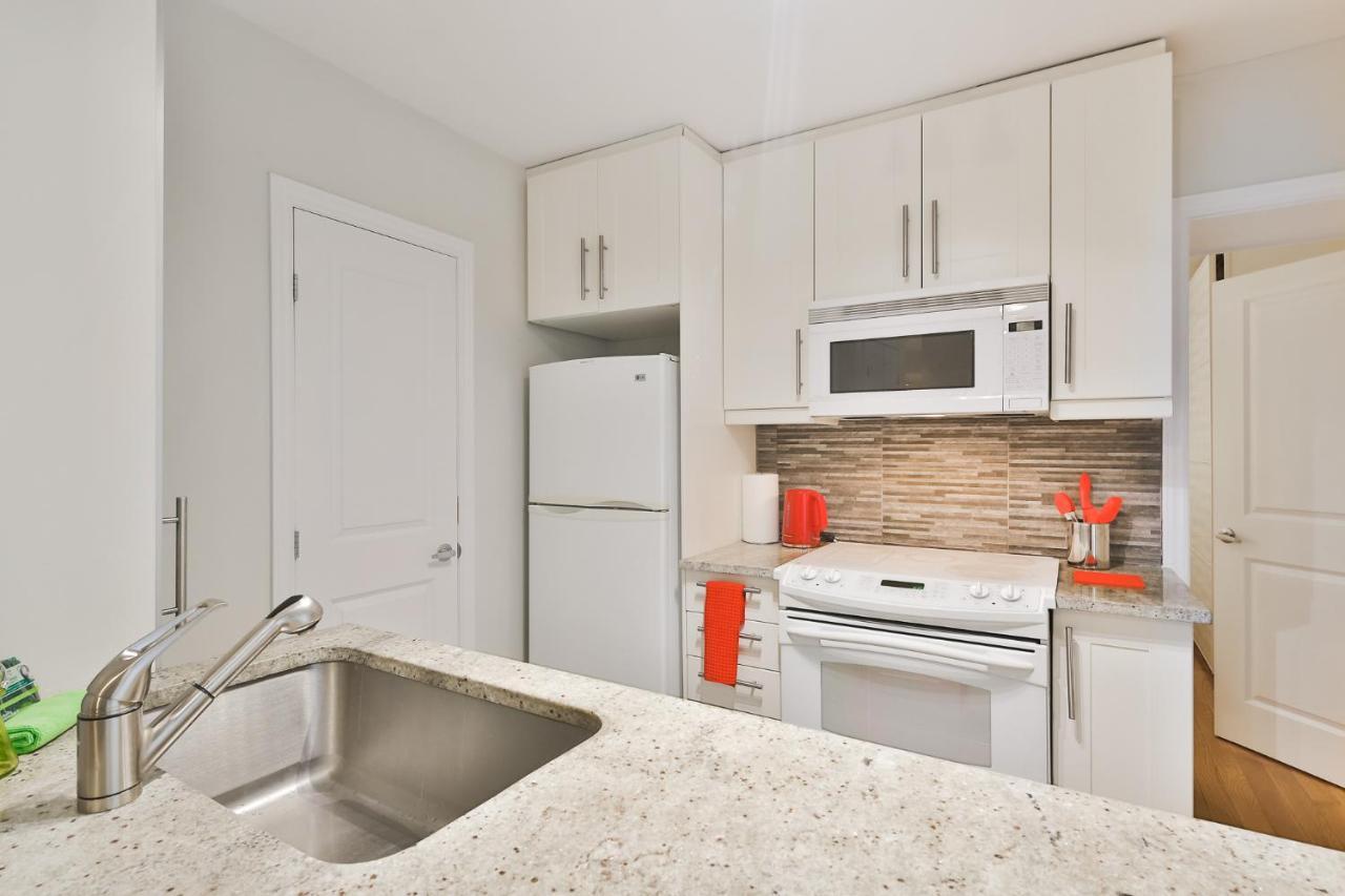Stunning On St Denis Appartement *